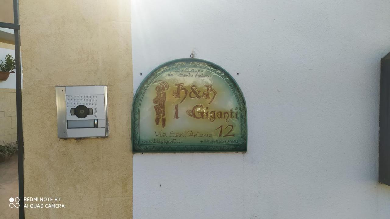 リオーラ・サルド I Giganti Bed & Breakfast エクステリア 写真