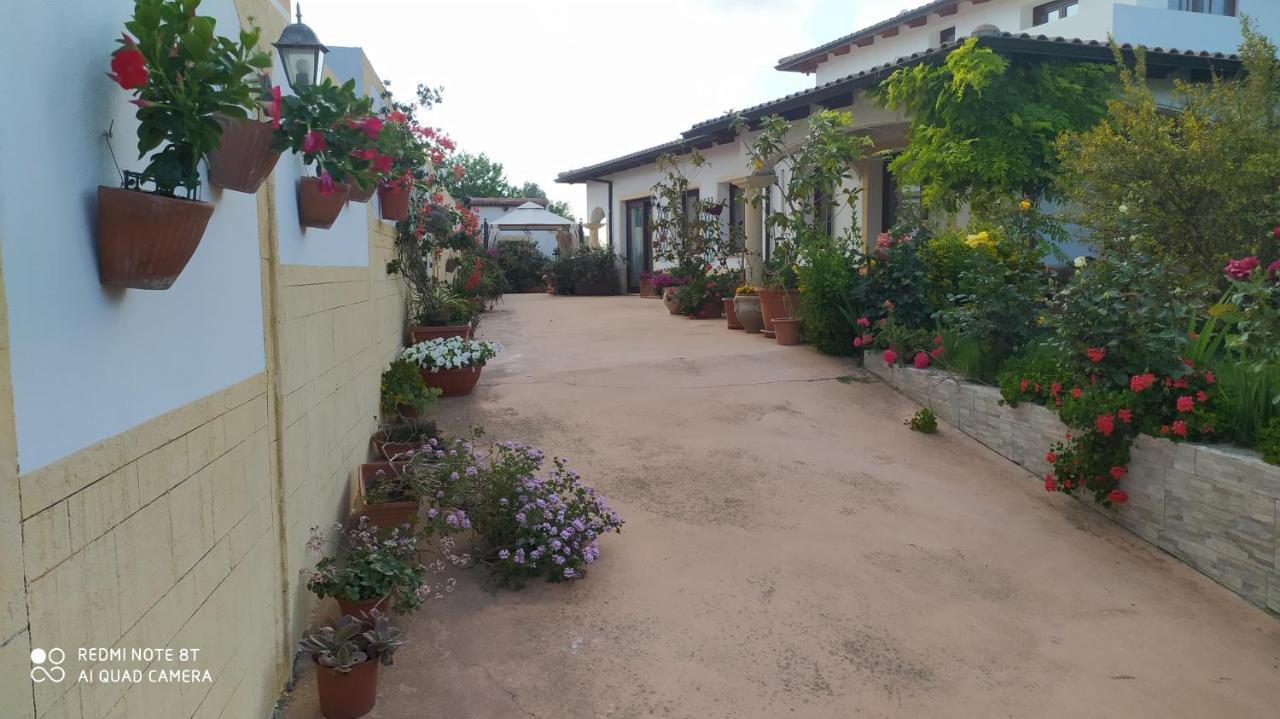 リオーラ・サルド I Giganti Bed & Breakfast エクステリア 写真